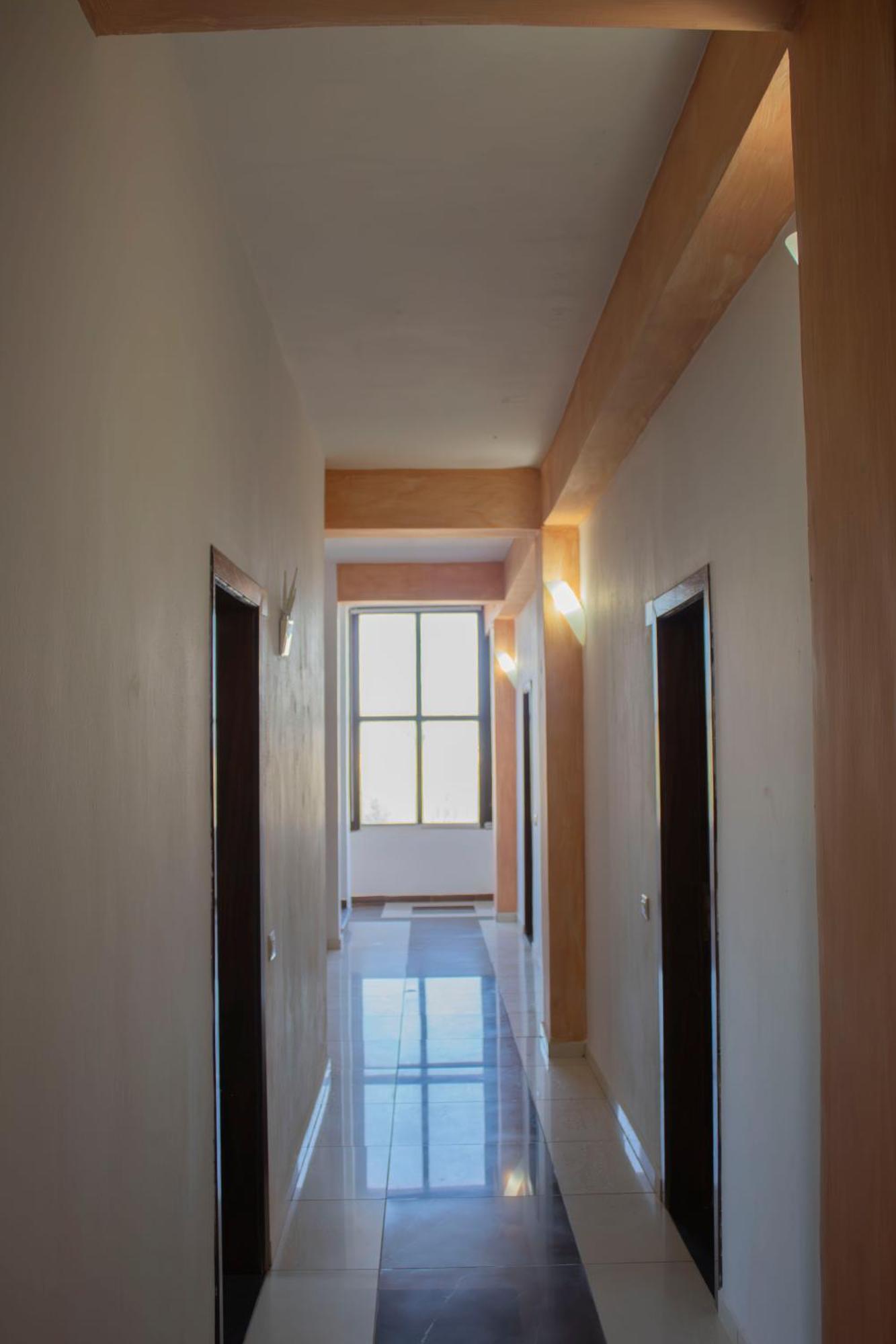 Hotel River