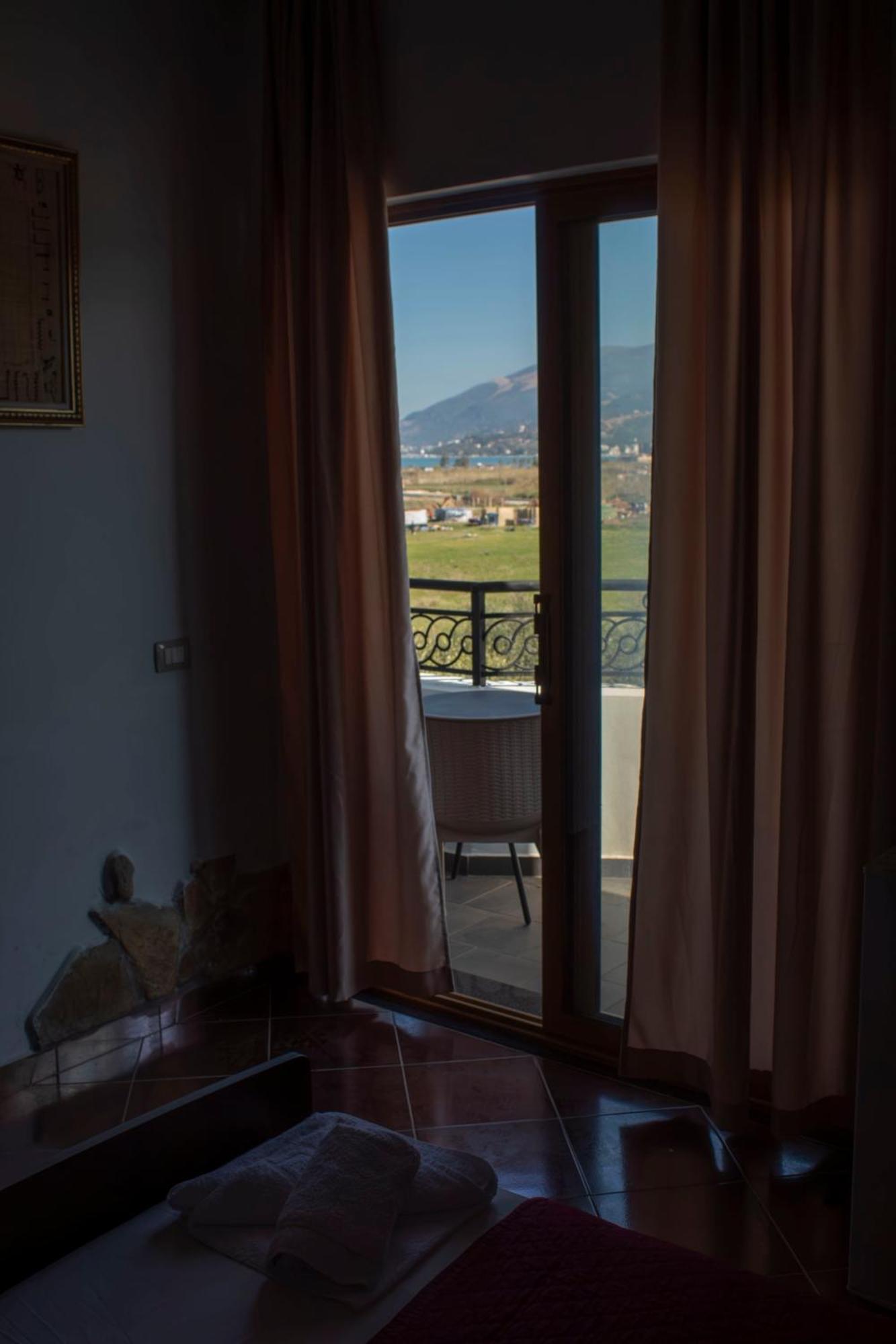Hotell River