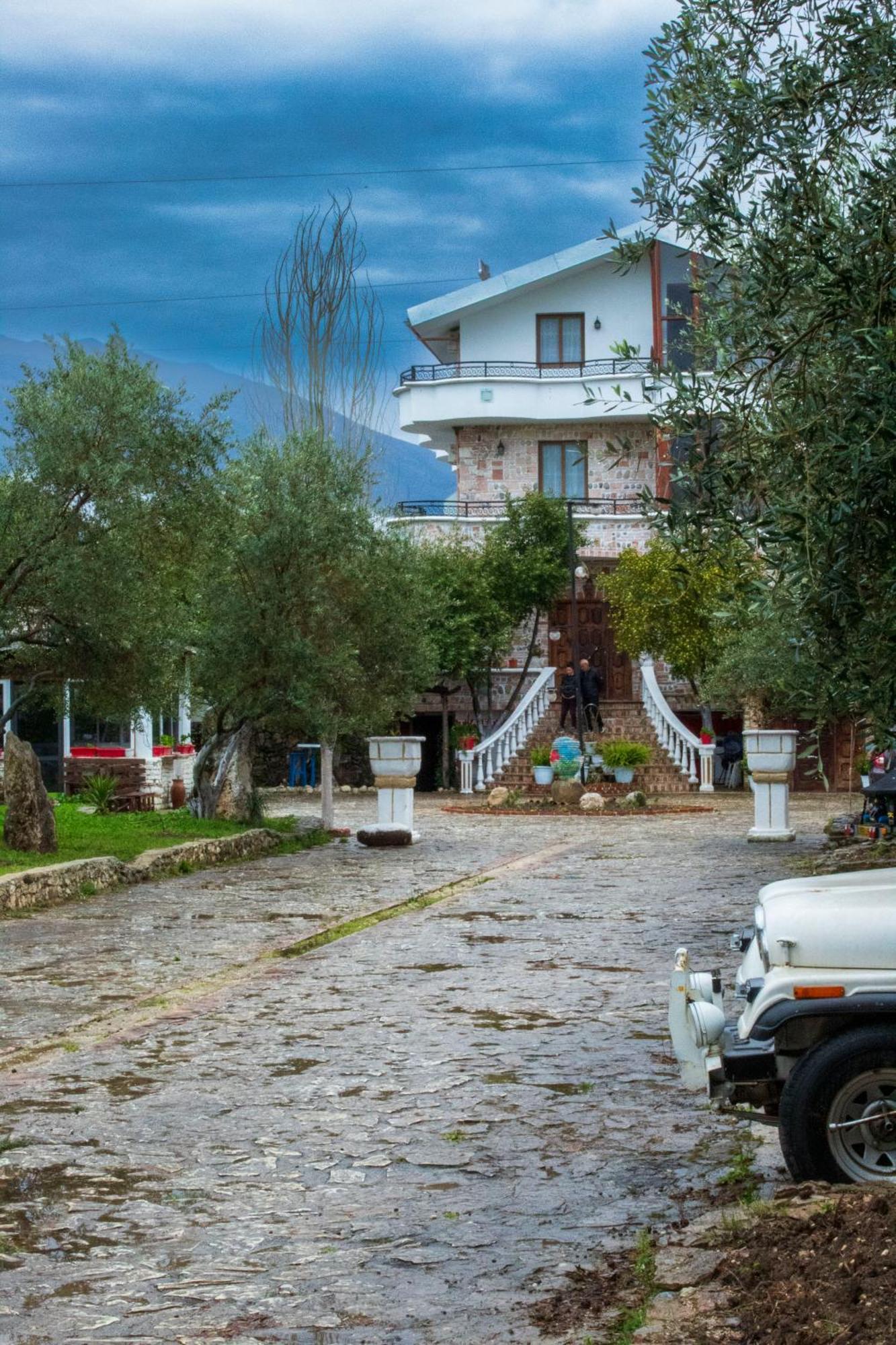 River Hotell Orikum